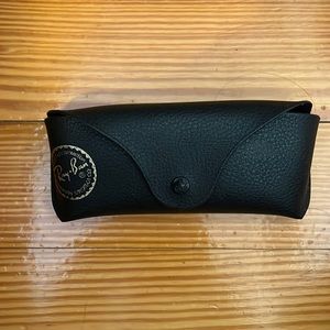 Black ray ban sunglasses case